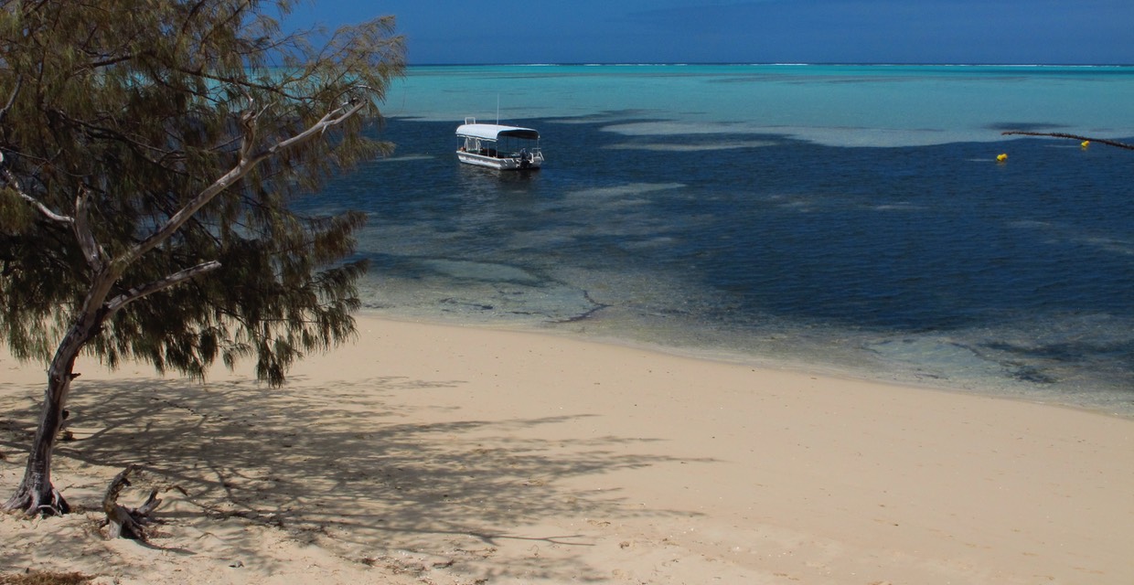 Bateau à fond de verre Poé