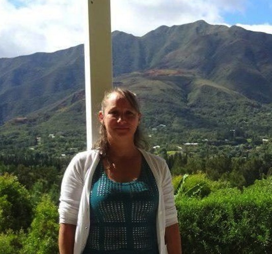 Carole et sa vue panoramique sur la Vallée de Dumbéa